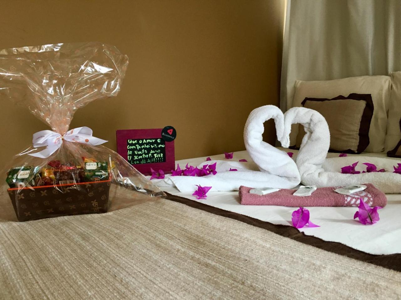 Bougainville Suites 阿拉亚尔-杜卡布 外观 照片